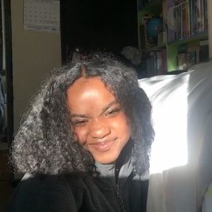 Meet your Posher, Talya